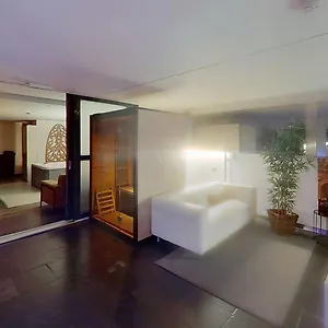 And Cosy Place With Jacuzzi And Sauna To Relax In The Centre Of Appartement Anvers